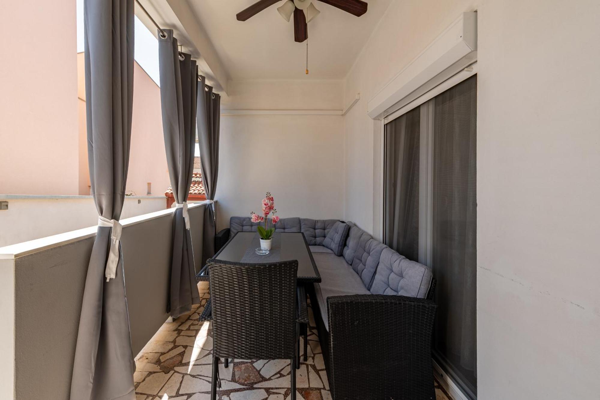 Floyd Apartment บาร์บินเย ภายนอก รูปภาพ